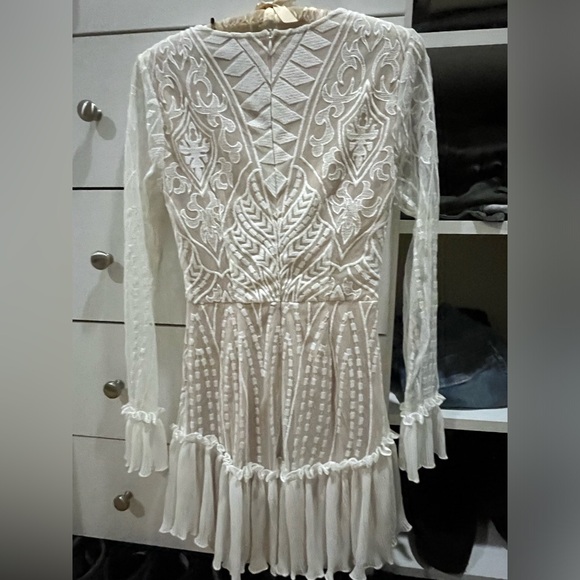 Gorgeous white dress, bohemian style - Picture 2 of 2